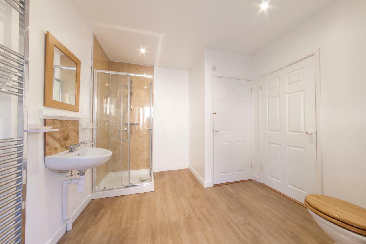 Prince Hill Cottages Worton  Bagian luar foto
