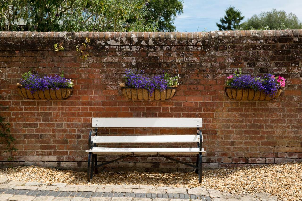 Prince Hill Cottages Worton  Bagian luar foto